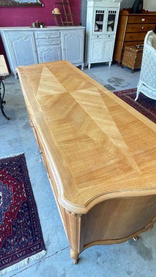 Aparador de madera natural