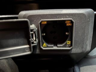 Volkswagen Caravelle 2023