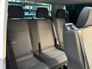 Volkswagen Caravelle 2023