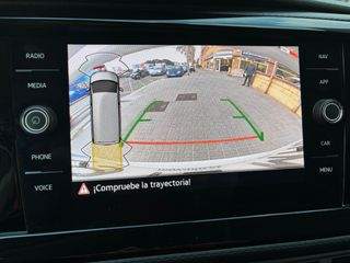 Volkswagen Caravelle 2023