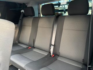 Volkswagen Caravelle 2023