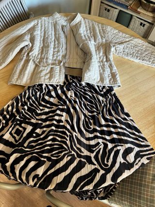 Conjunto Chaqueta y Falda Cebra Beige/Negro