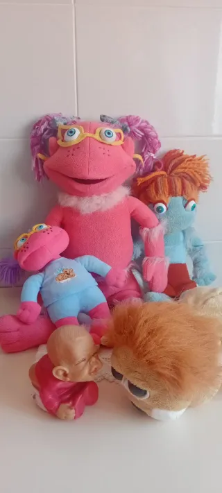 Lote Lunnis Peluches + 2 Muñecos Regalo
