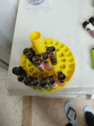 Porta accendini Clipper con accendini