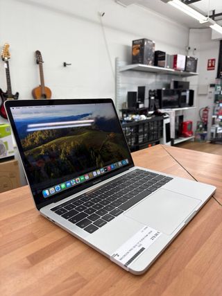 MacBook Pro 2019 13 i5 8GB RAM 128GB SSD