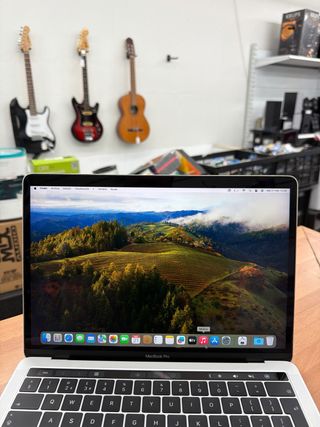 MacBook Pro 2019 13 i5 8GB RAM 128GB SSD