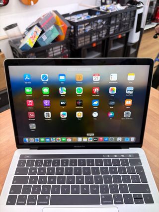 MacBook Pro 2019 13 i5 8GB RAM 128GB SSD