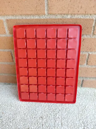 Página de 48 Chapas de Cava