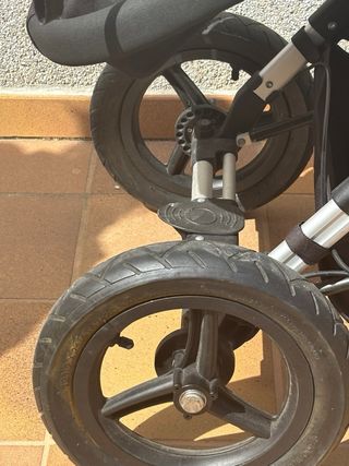 Carro de bebé con cuco y silla