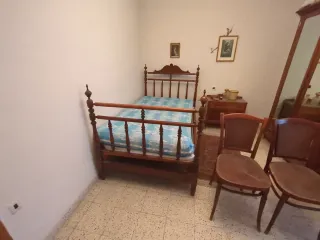 Cómoda vintage de madera