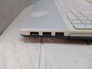 Portatil Sony Vaio VPCEH (1820)