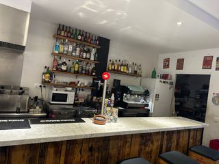 Traspaso Bar cafeteria en belvitge tiene 6 mesas