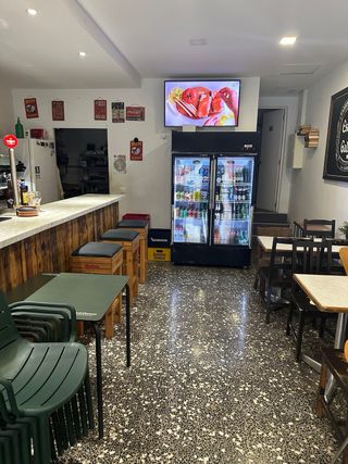 Traspaso Bar cafeteria en belvitge tiene 6 mesas