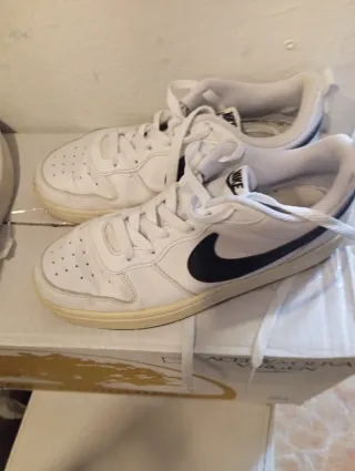 Tenis Nike Talla 39 Blanco/Negro
