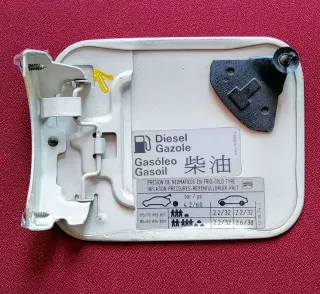 Tapa depósito combustible