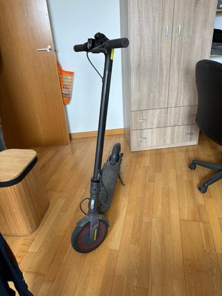 Patinete Xiaomi Pro 2 con ruedas nuevas y grandes