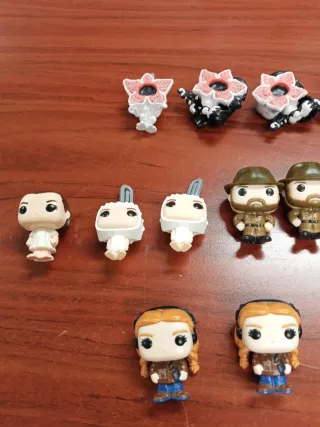 Figuras Stranger Things Kinder Joy