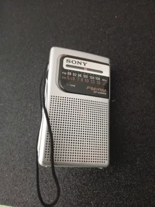 Radio Portátil Sony FM/AM ICF-S10MK2