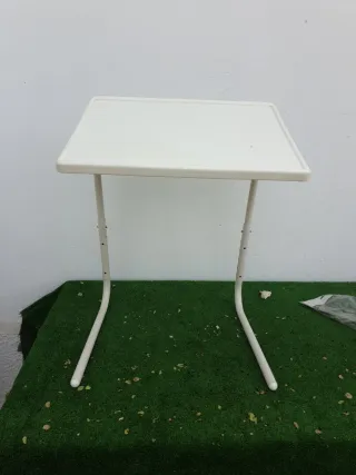 Mesita auxiliar portatil