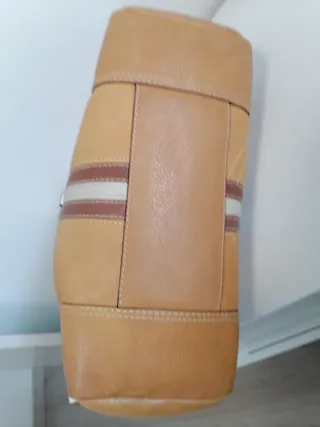 Bolso Purificación García tonos tierra