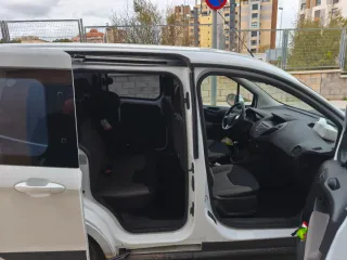 Ford Transit Courier 2017