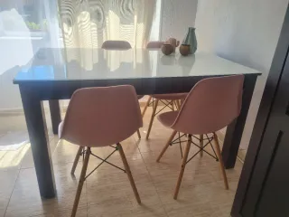 Mesa de comedor extensible de madera