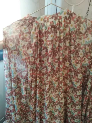 Vestido vaporoso estampado floral