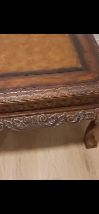 Mesas auxiliares de madera antiguas