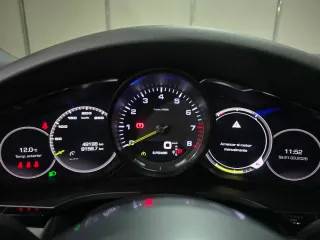 Porsche Cayenne 2021