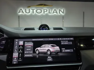 Porsche Cayenne 2021