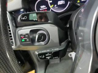 Porsche Cayenne 2021