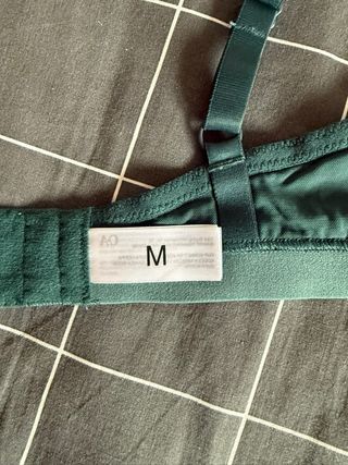 Blusa Stradivarius verde transparente lunares