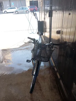 Bicicleta Decathlon Azul con Cesta