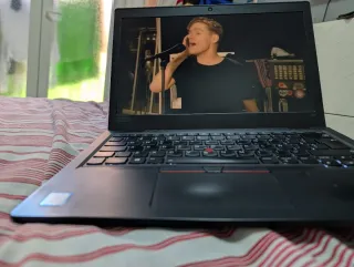 Portátil Lenovo L380 Negro