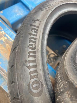 Neumático usado 235/40/19 96Y