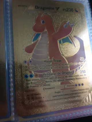 Carta Pokémon Dragonite V PS230
