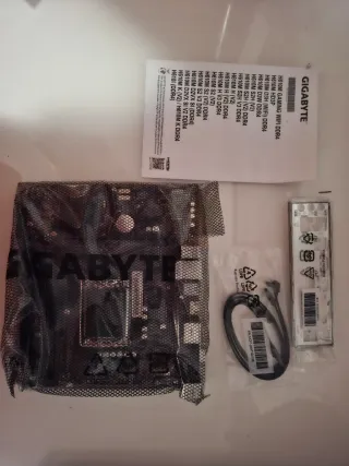 Placa Base Gigabyte H610M S2H V3 DDR4