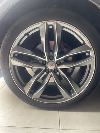 4 Llantas Audi Q7 Originales 22 Pulgadas y neumati