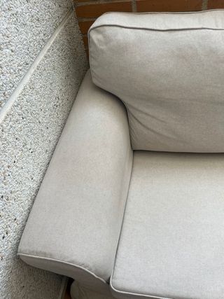 Sofá Ektorp IKEA Beige Tela en muy buen estado.