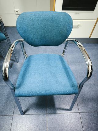 Mesa  cocina cristal cromada y 4 sillas