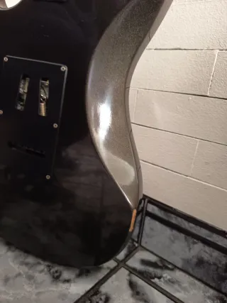 Guitarra Eléctrica Washburn + Amplificador Kustom