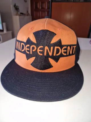 Gorra Independent Naranja y Negra