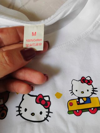 T-shirt Hello Kitty bianca con stampa multicolor