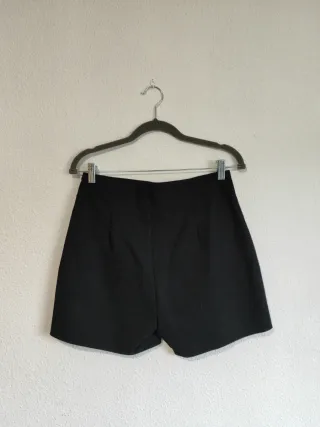 Pantalón corto vestir negro