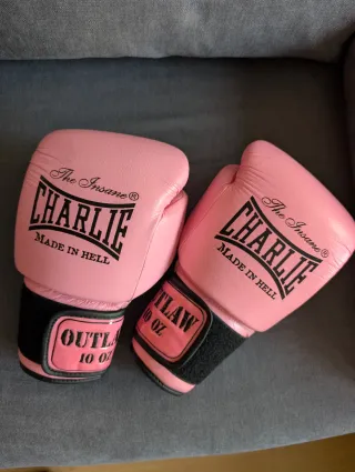 Guantes y vendas de boxeo Charlie