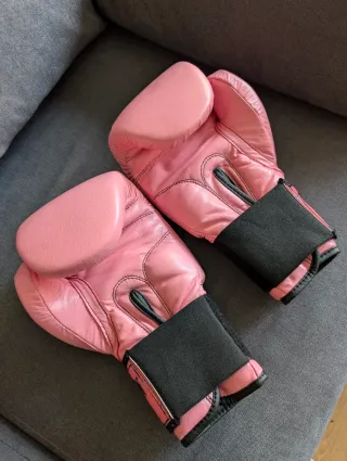 Guantes y vendas de boxeo Charlie
