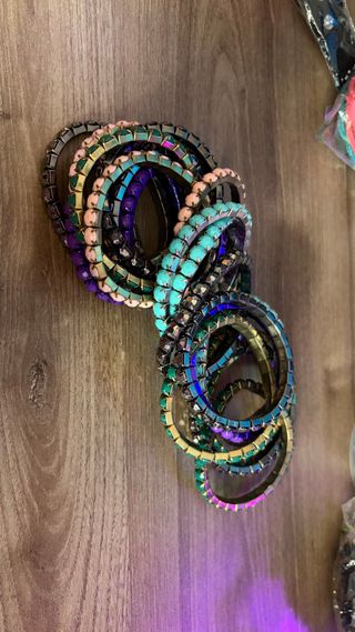 Lote de pulseras de colores