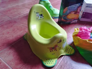 Lote Bebé: calienta biberones Avent, Piscina...