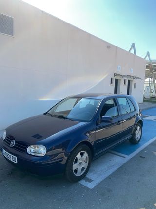 Volkswagen Golf 2000