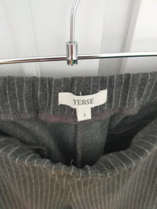 Pantalón gris T.S rayas